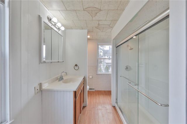 303 West Lincoln Street, Easton, PA 18042