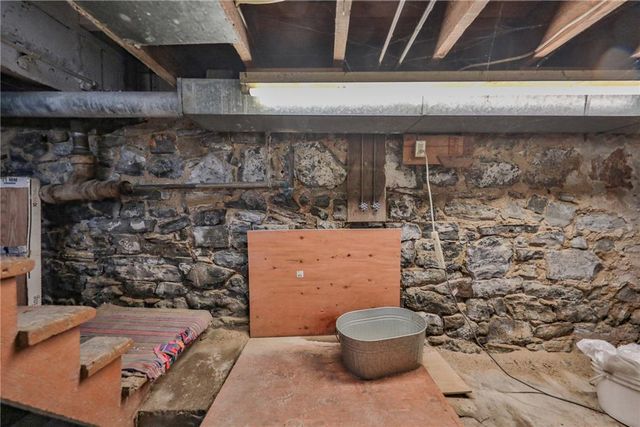 303 West Lincoln Street, Easton, PA 18042