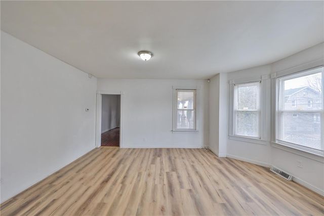 303 West Lincoln Street, Easton, PA 18042