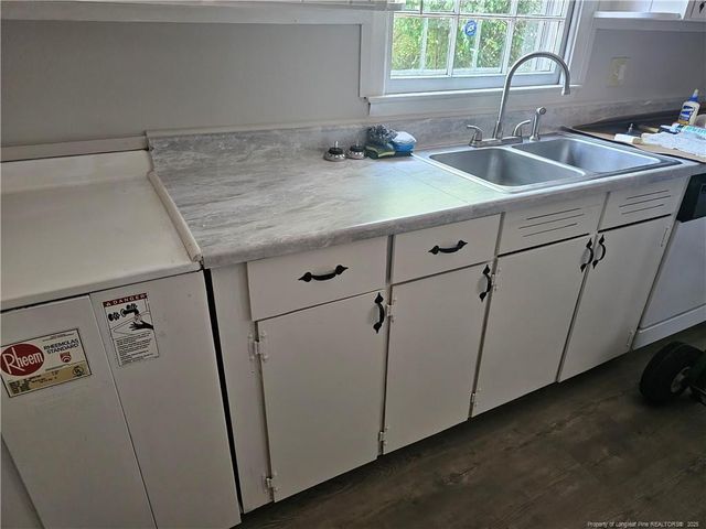 1672 Wellons Drive, Fayetteville, NC 28304