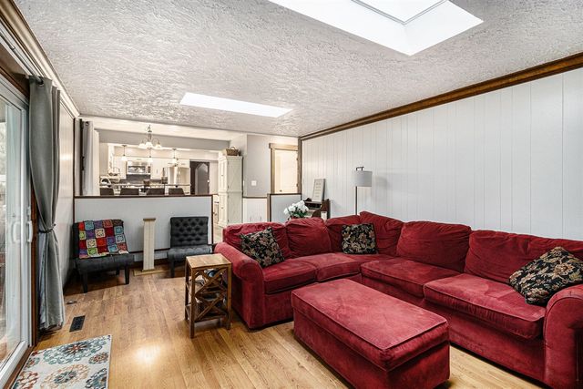 442 Pinewood Circle, Portage, MI 49002