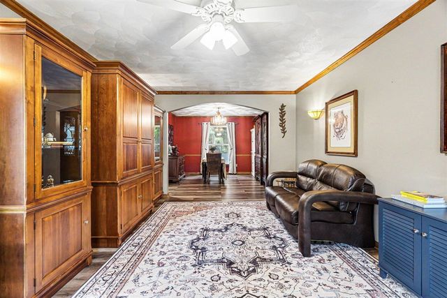 442 Pinewood Circle, Portage, MI 49002
