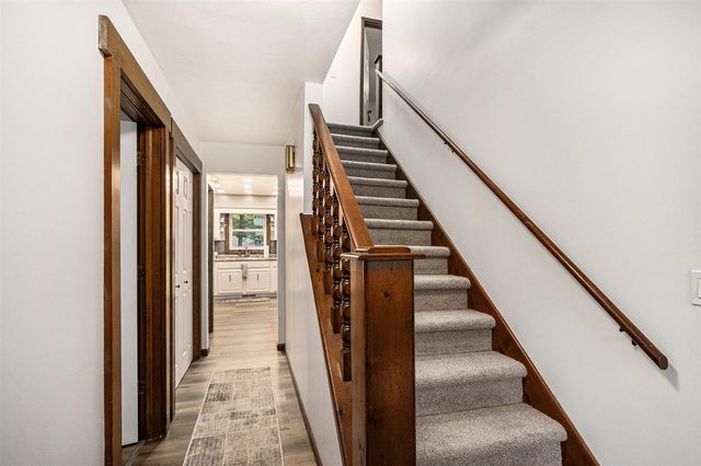 442 Pinewood Circle, Portage, MI 49002