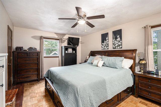 442 Pinewood Circle, Portage, MI 49002