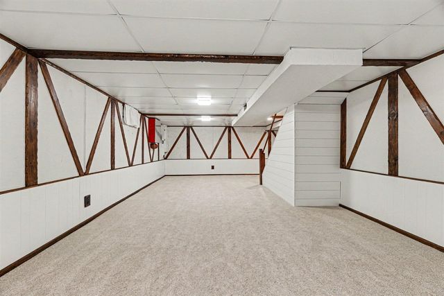 442 Pinewood Circle, Portage, MI 49002