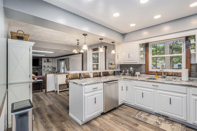442 Pinewood Circle, Portage, MI 49002