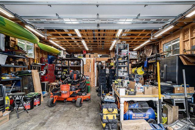 442 Pinewood Circle, Portage, MI 49002