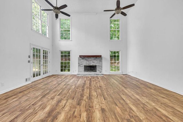4634 Riveredge Cove, Snellville, GA 30039