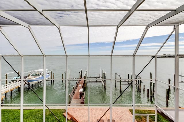 218 SAND KEY ESTATES DRIVE, Clearwater, FL 33767