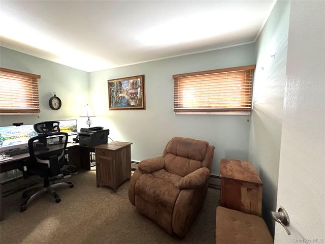 166 Choir Lane E, Westbury, NY 11590