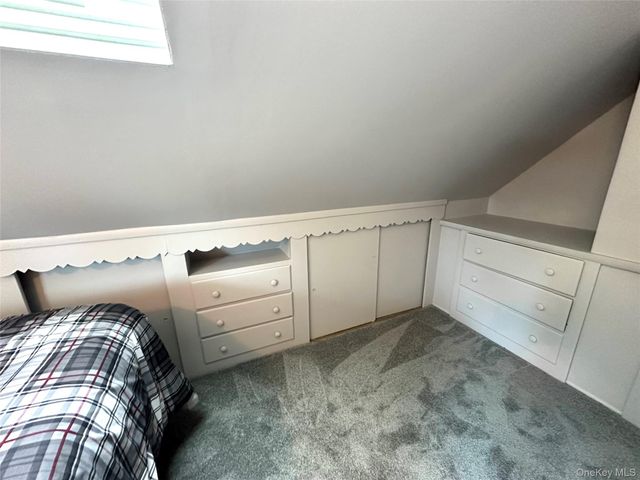 166 Choir Lane E, Westbury, NY 11590