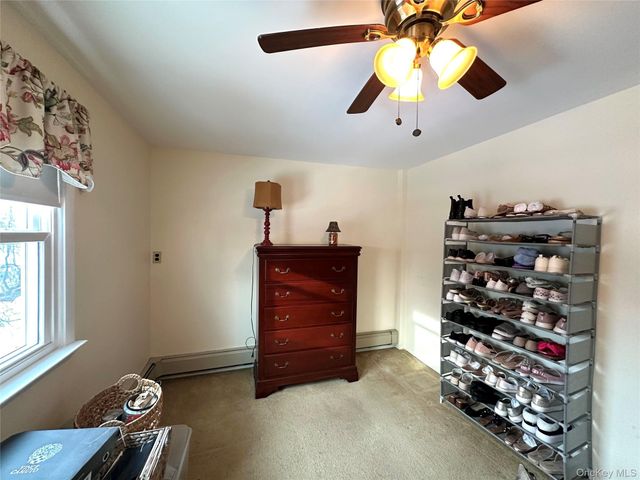 166 Choir Lane E, Westbury, NY 11590