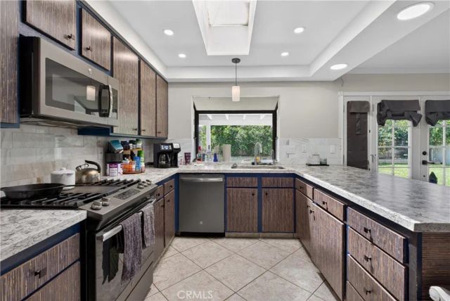 42299 Buenos Aires, Hemet, CA 92544