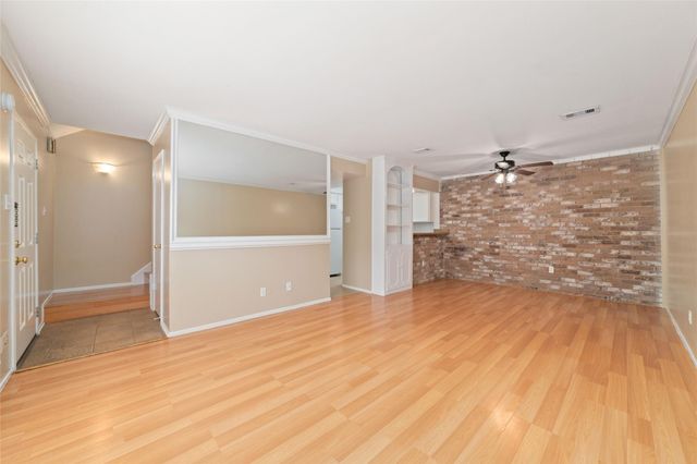 889 Wax Myrtle Lane, Houston, TX 77079