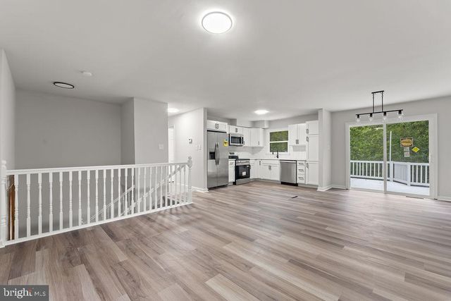 9 COLYER RD, Fredericksburg, VA 22406