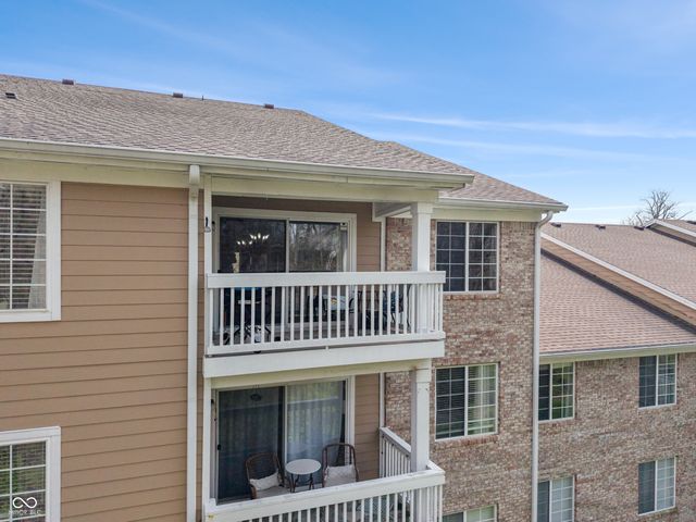 6516 Emerald Hill Court 310, Indianapolis, IN 46237