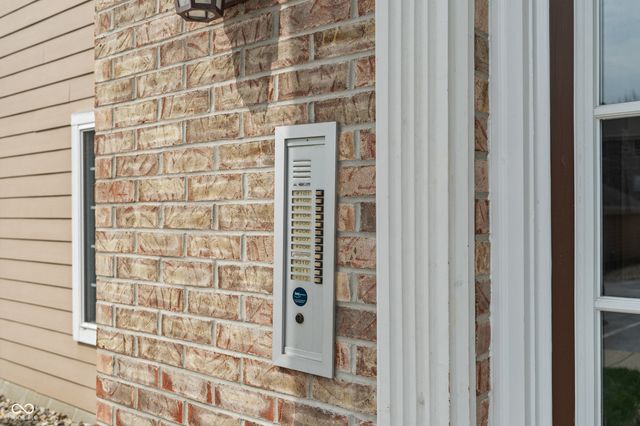 6516 Emerald Hill Court 310, Indianapolis, IN 46237