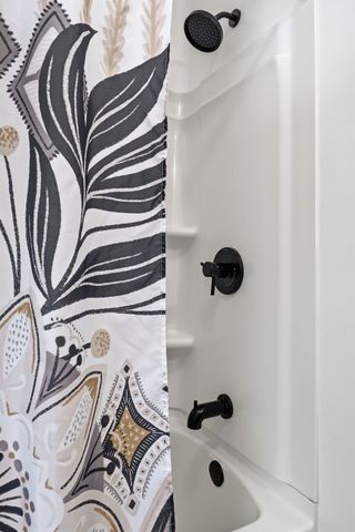 44 Tall Pine Road, Farmington, NH 03835