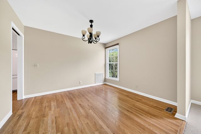 121 Caldwell Drive, Hendersonville, TN 37075