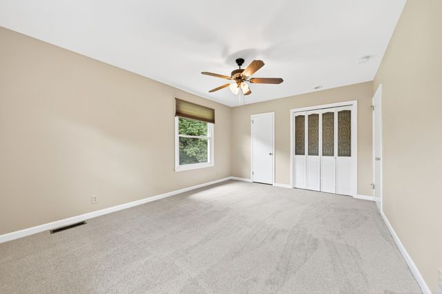 121 Caldwell Drive, Hendersonville, TN 37075