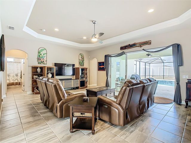 3225 PEARLY DRIVE, Lakeland, FL 33812