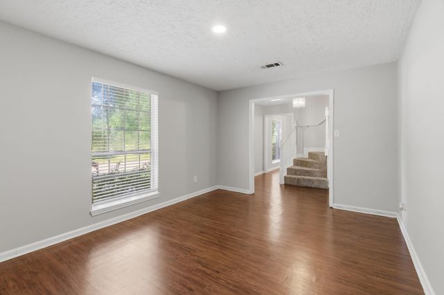 1122 Tigris Lane, Houston, TX 77090