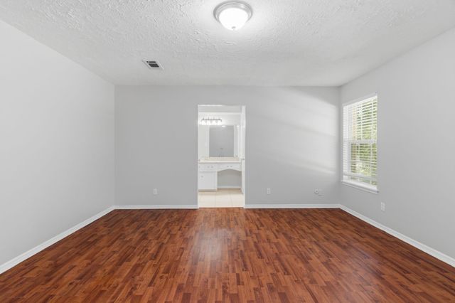 1122 Tigris Lane, Houston, TX 77090