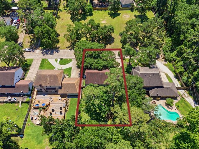 1122 Tigris Lane, Houston, TX 77090