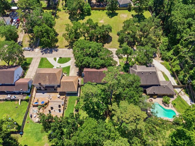 1122 Tigris Lane, Houston, TX 77090