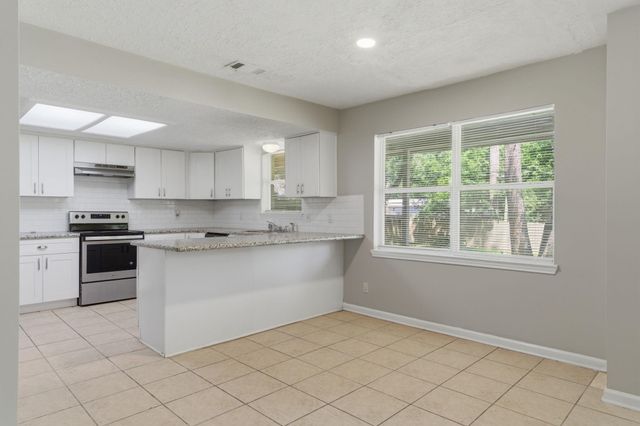 1122 Tigris Lane, Houston, TX 77090