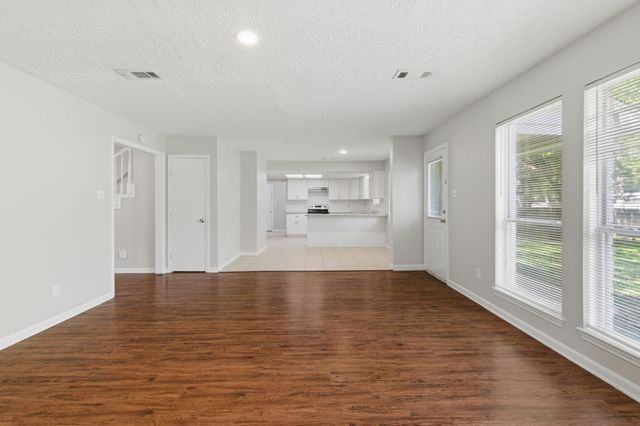 1122 Tigris Lane, Houston, TX 77090