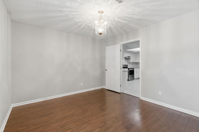 1122 Tigris Lane, Houston, TX 77090