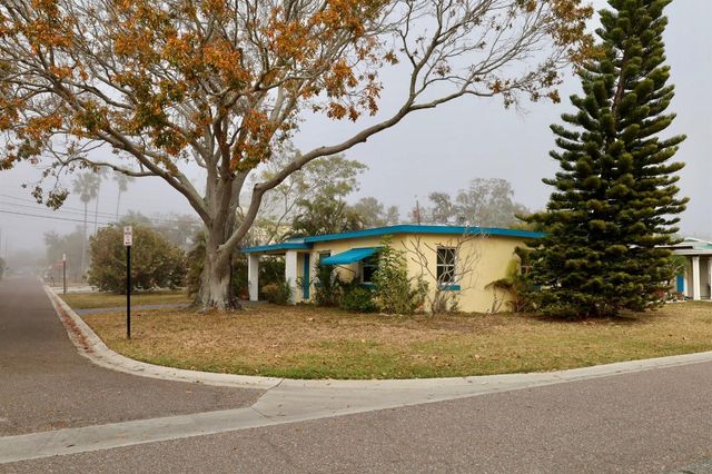 200 10TH AVENUE, Indian Rocks Beach, FL 33785