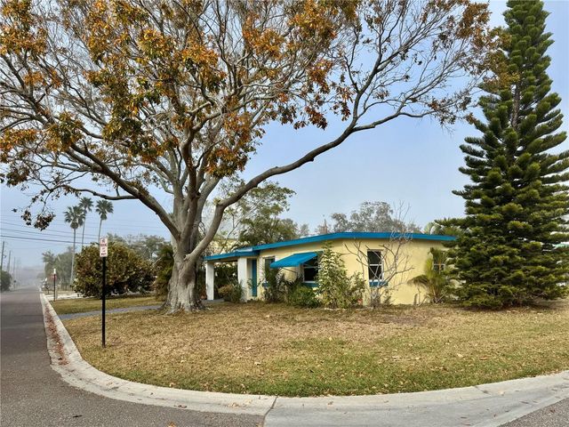 200 10TH AVENUE, Indian Rocks Beach, FL 33785