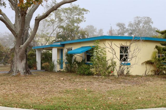 200 10TH AVENUE, Indian Rocks Beach, FL 33785