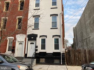 2225 W THOMPSON ST #B, Philadelphia, PA 19121