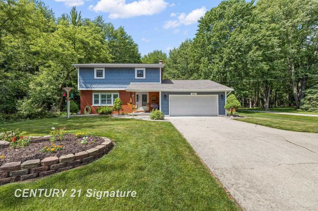 5261 Baker Road, Bridgeport Twp, MI 48722