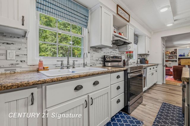 5261 Baker Road, Bridgeport Twp, MI 48722