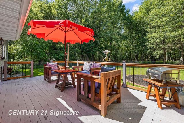 5261 Baker Road, Bridgeport Twp, MI 48722