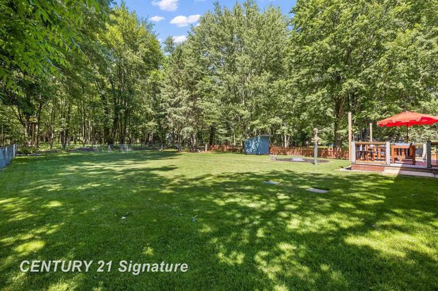 5261 Baker Road, Bridgeport Twp, MI 48722