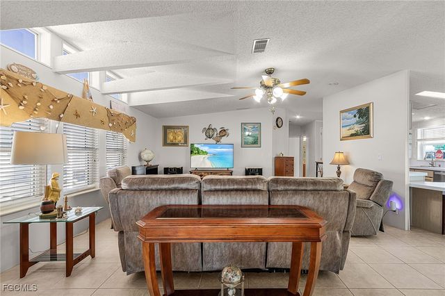 3065 Skipper LN, St James City, FL 33956