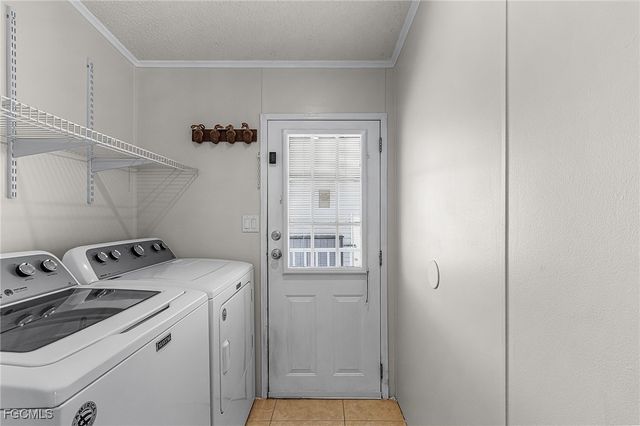 3065 Skipper LN, St James City, FL 33956