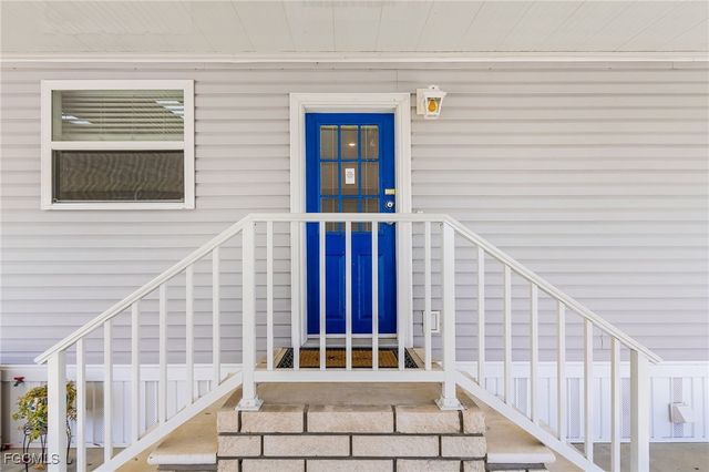 3065 Skipper LN, St James City, FL 33956