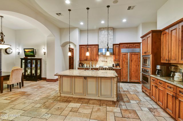 8854 E LOST GOLD Circle, Gold Canyon, AZ 85118