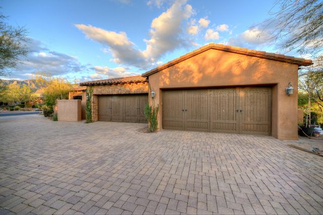 8854 E LOST GOLD Circle, Gold Canyon, AZ 85118