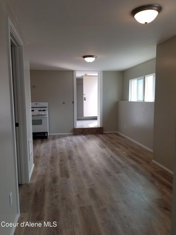 6476 Kootenai st, Bonners Ferry, ID 83805