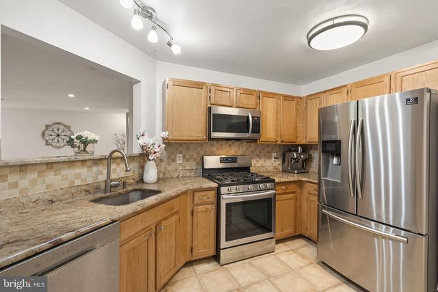 203 RIP VAN DAM CT, Belle Mead, NJ 08502