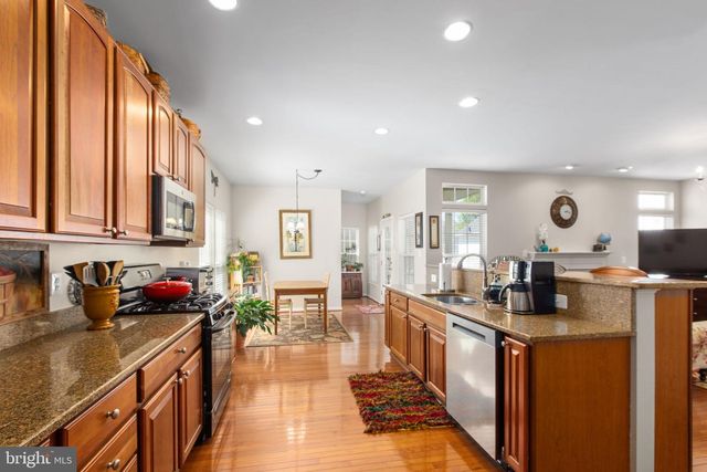 1102 ANDERSON ST, Fredericksburg, VA 22401