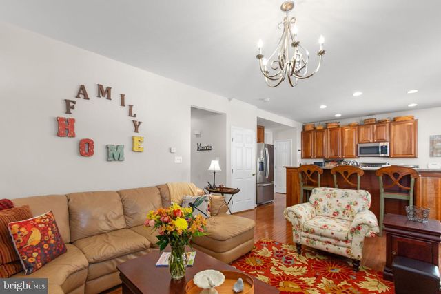 1102 ANDERSON ST, Fredericksburg, VA 22401