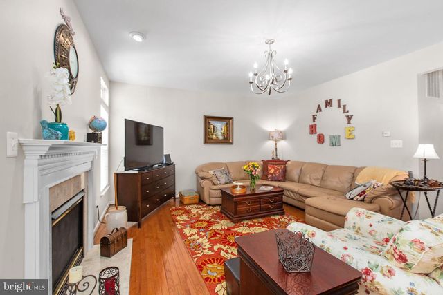 1102 ANDERSON ST, Fredericksburg, VA 22401